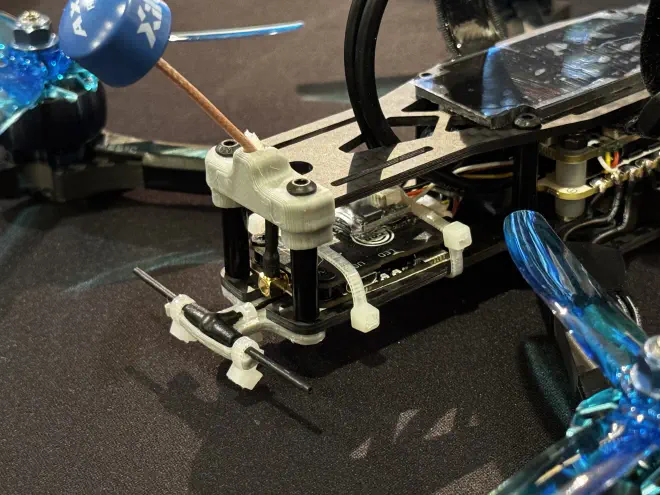 Mounts for RX and VTX antennas installed on drone