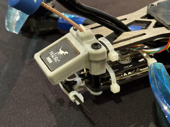 The new GPS mount integrated with the old VTX antenna mount